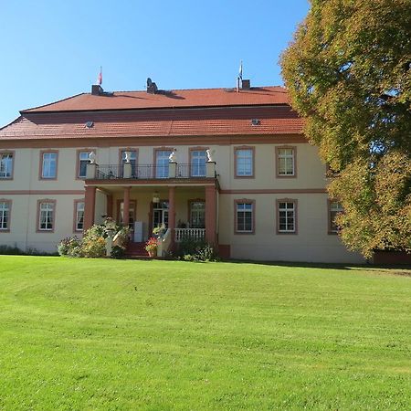 Schloss Lohm Exterior photo